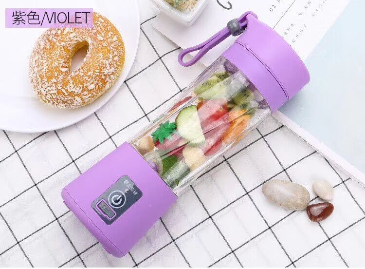 Portable electric fruit juice cup rechargeable mini juice cup multi-function small two-blade blade juicer